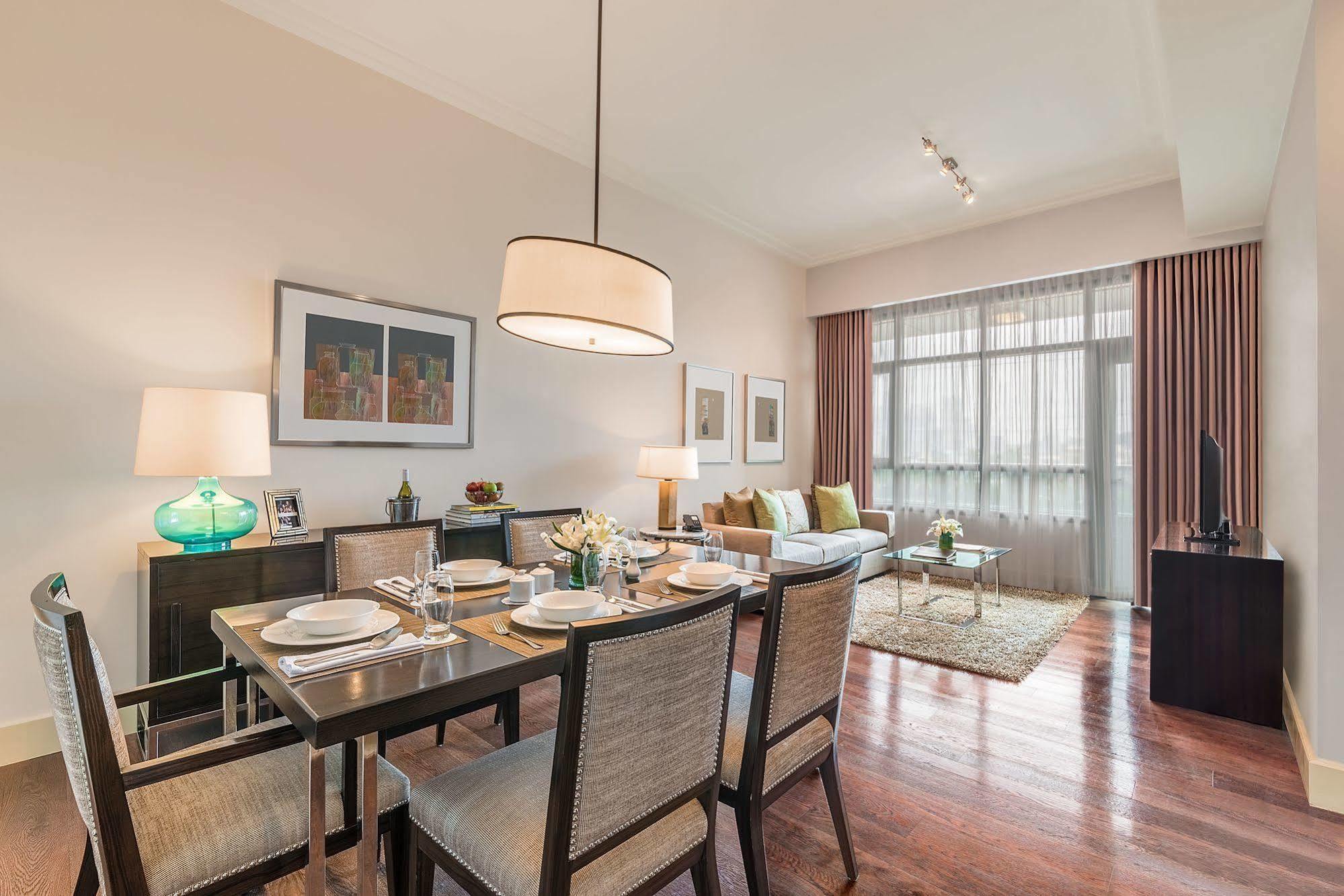 Aruga Apartments By Rockwell Makati Makati City Zewnętrze zdjęcie